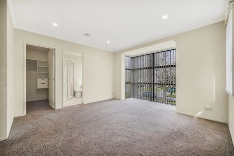 Photo of property in 71 Bruce Pulman Drive, Takanini, 2112