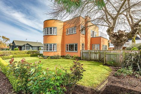 Photo of property in 2 Kent Road, Saint Johns Hill, Whanganui, 4501