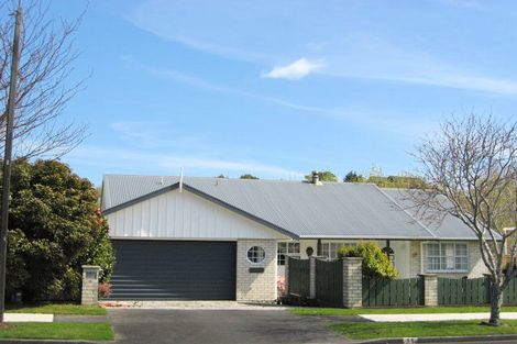 Photo of property in 11 Elder Grove, Whalers Gate, New Plymouth, 4310