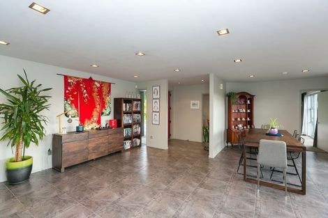 Photo of property in 11 Cherry Lane, Hurdon, New Plymouth, 4310