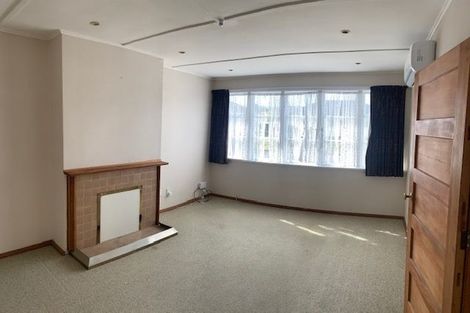 Photo of property in 18 Pilcher Crescent, Naenae, Lower Hutt, 5011