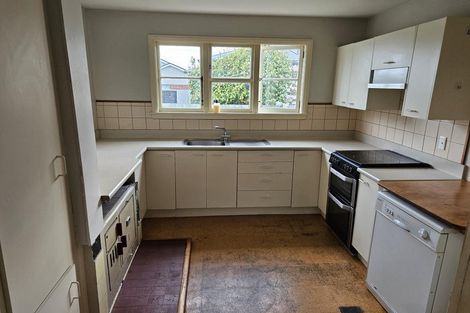 Photo of property in 2/114b Somerfield Street, Somerfield, Christchurch, 8024