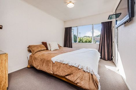 Photo of property in 15 Fields Road, Manurewa, Auckland, 2102