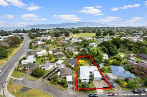 Photo of property in 1 Goldsborough Avenue, Raumati Beach, Paraparaumu, 5032
