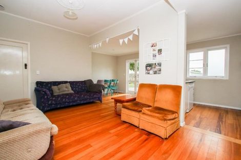 Photo of property in 115 Cambridge Road, Hillcrest, Hamilton, 3216