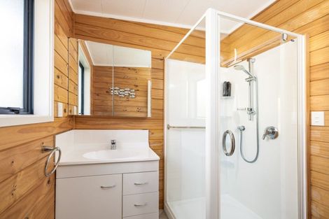 Photo of property in 21 Bathgate Road, Pakiri, Wellsford, 0972