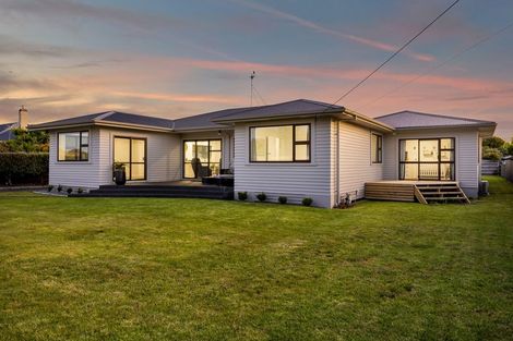 Photo of property in 38 Hunter Street, Hawera, 4610