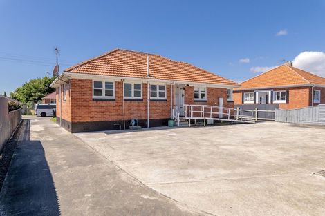 Photo of property in 2 Lincoln Place, Levin, 5510