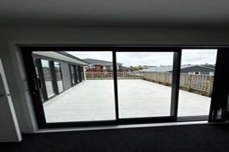 Photo of property in 56a Westmeath Street, Waitangirua, Porirua, 5024