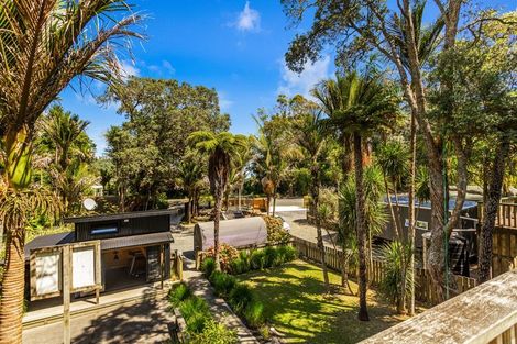 Photo of property in 80 Motutara Road, Muriwai, Waimauku, 0881