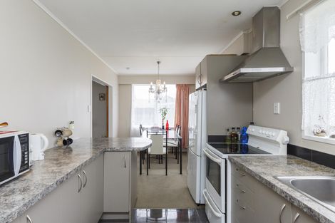 Photo of property in 26 Rhodes Drive, Kelvin Grove, Palmerston North, 4414