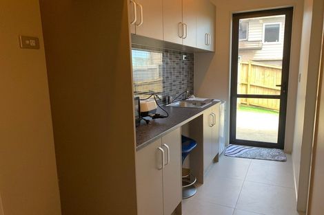 Photo of property in 10 Henriette Place, The Gardens, Auckland, 2105