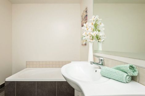 Photo of property in 8 Fieldmoor Place, Parklands, Christchurch, 8083