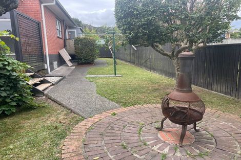 Photo of property in 2/52 Scenic Drive, Hillpark, Auckland, 2102