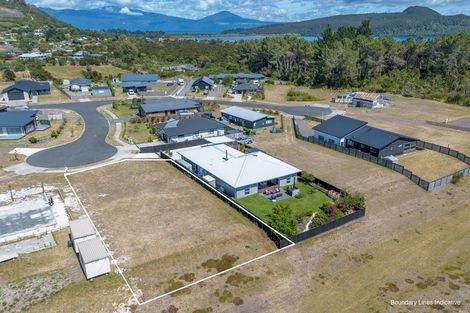 Photo of property in 7 Kohuhu Place, Motuoapa, 3382