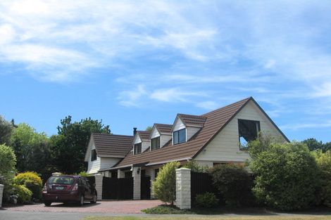 Photo of property in 56 Lake Terrace Road, Burwood, Christchurch, 8061