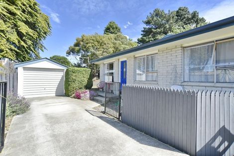 Photo of property in 2/122a Hay Street, Bromley, Christchurch, 8062