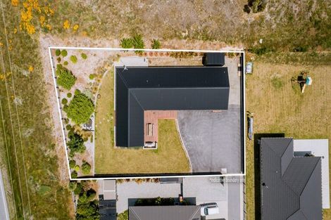 Photo of property in 29 Kingfisher Crescent, Albert Town, Wanaka, 9305