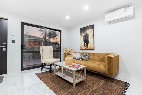 Photo of property in 664b Pakuranga Road, Howick, Auckland, 2010