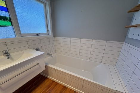 Photo of property in 27 Magdalen Crescent, Pirimai, Napier, 4112