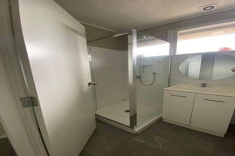 Photo of property in 2/33 Kitchener Road, Sandringham, Auckland, 1025