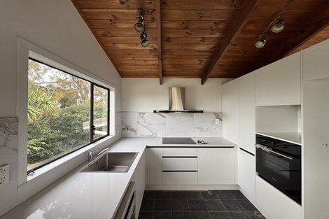 Photo of property in 104a Waimumu Road, Massey, Auckland, 0614