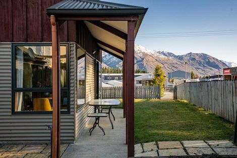 Photo of property in 21a Aeolus Place, Wanaka, 9305