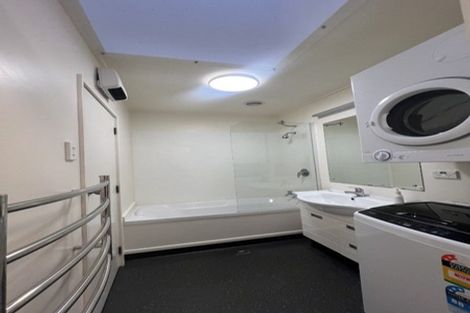 Photo of property in 31b Signal Hill Road, Opoho, Dunedin, 9010