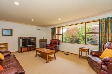 Photo of property in 2 Rex Place, Rangiora, 7400