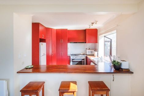 Photo of property in 42a Clifton Terrace, Fitzherbert, Palmerston North, 4410