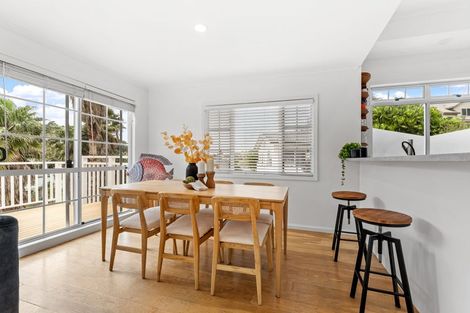 Photo of property in 41 Ferry Road, Arkles Bay, Whangaparaoa, 0932