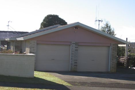 Photo of property in 30 Hamblyn Crescent, Nawton, Hamilton, 3200