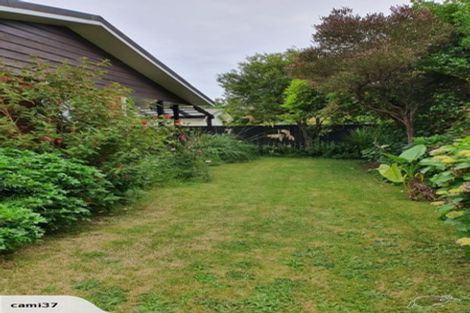 Photo of property in 7a Fleetwood Grove, Waikanae, 5036