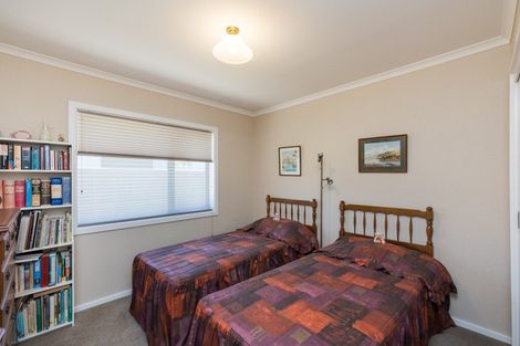 Photo of property in 18 Thomson Street, West End, Palmerston North, 4412