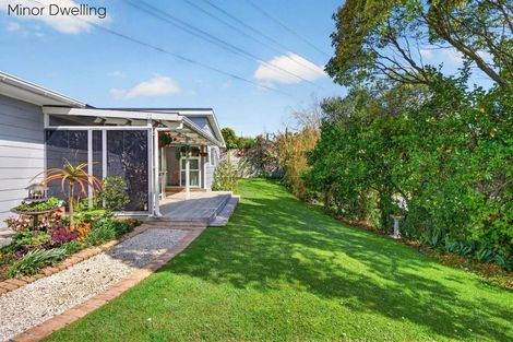 Photo of property in 3 Huruhuru Road, Massey, Auckland, 0614