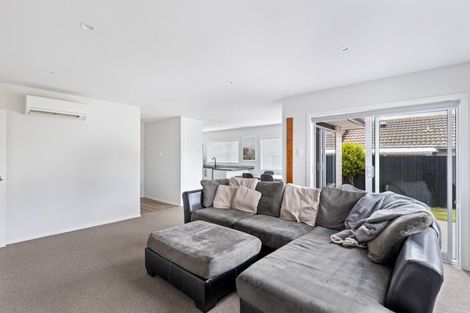 Photo of property in 19a Maire Street, Inglewood, 4330