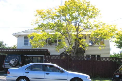 Photo of property in 33 Matipo Road, Mairangi Bay, Auckland, 0630