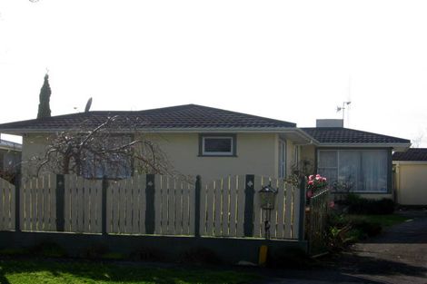 Photo of property in 8 Oban Place, Awapuni, Palmerston North, 4412
