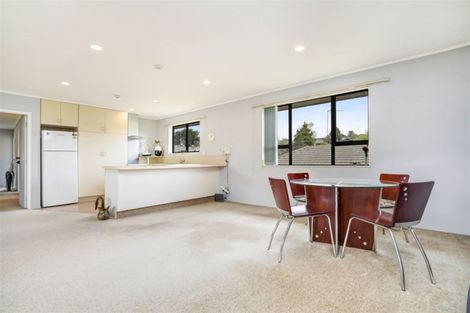 Photo of property in 2 Vista Terrace, Hillcrest, Hamilton, 3216