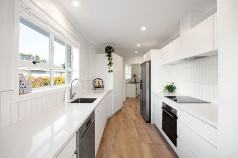 Photo of property in 43 Silverdale Road, Silverdale, Hamilton, 3216