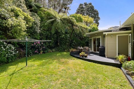 Photo of property in 59 Spencer Street, Crofton Downs, Wellington, 6035