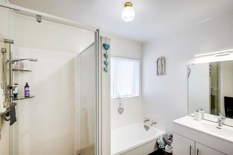 Photo of property in 2/2 Anzac Avenue, Onekawa, Napier, 4110