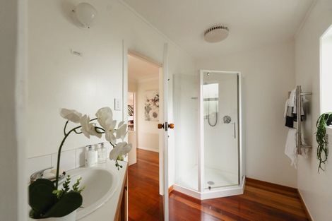 Photo of property in 137 Hinemoa Street, Birkenhead, Auckland, 0626