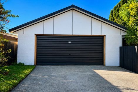 Photo of property in 2 Resolution Place, Bryndwr, Christchurch, 8053