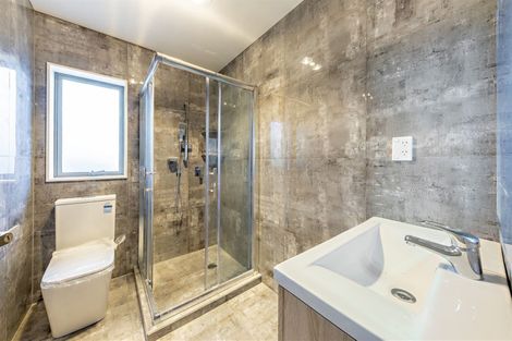 Photo of property in 28a Fernaig Street, Papakura, 2110