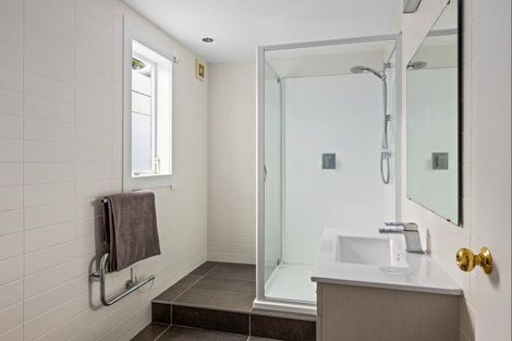 Photo of property in 1073 Kahikatea Flat Road, Waitoki, Kaukapakapa, 0871