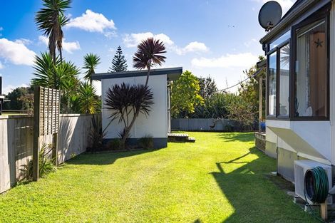 Photo of property in 31 Bream Bay Drive, Ruakaka, 0116