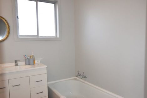 Photo of property in 55 Cunningham Street, Grasmere, Invercargill, 9810