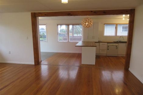 Photo of property in 8 Lipscombe Crescent, Havelock North, 4130