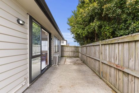 Photo of property in 12 Peerless Avenue, Takanini, 2112